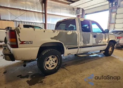 2002 Chevrolet Silverado K1500 z USA, uszkodzony, nr VIN 2GCEK19T921350396